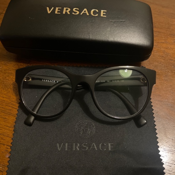Authentic Versace prescription eyeglasses - Picture 6 of 7